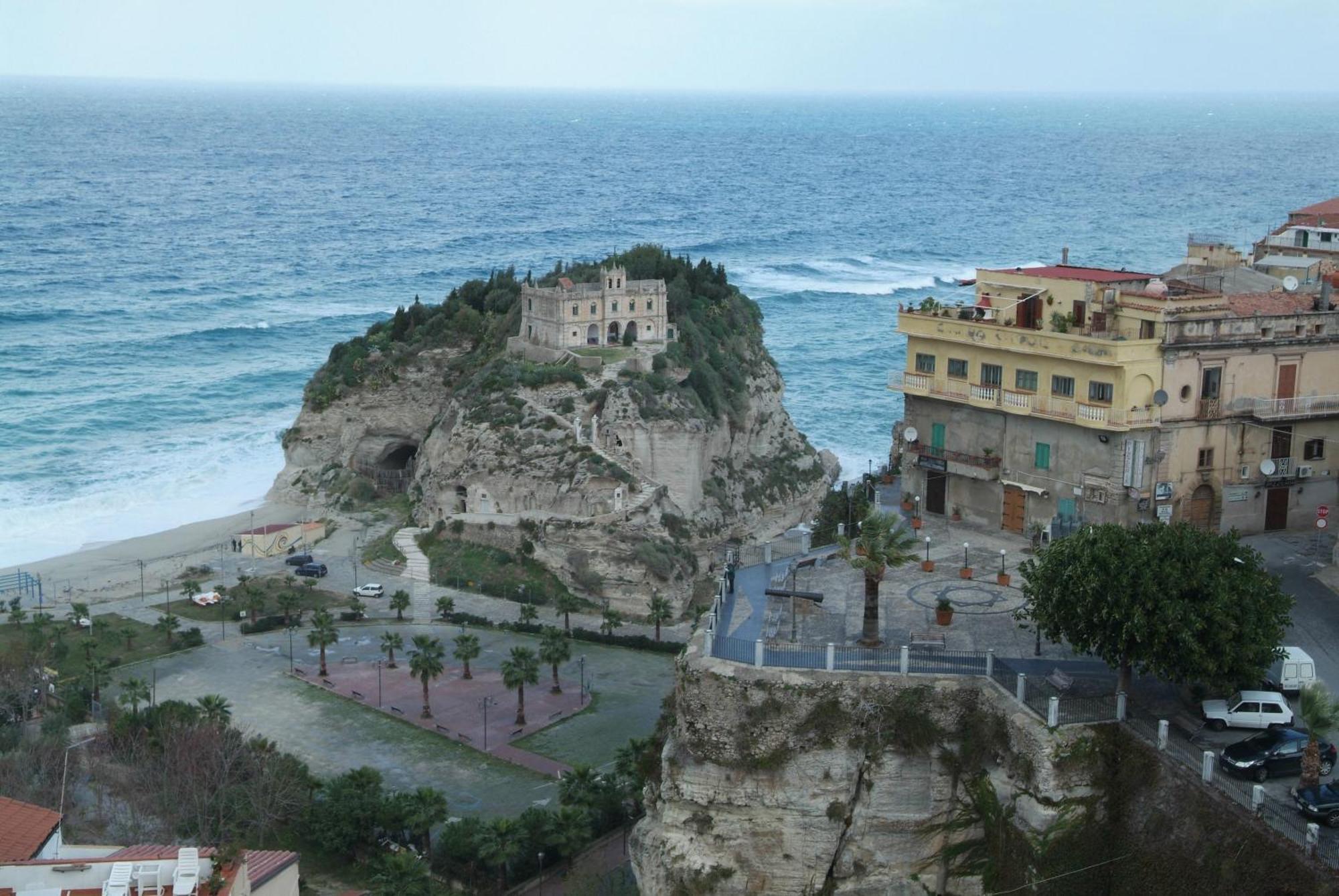 Hotel Alexander Santa Domenica  Bagian luar foto