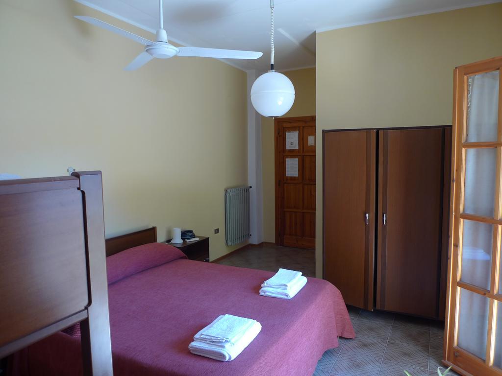 Hotel Alexander Santa Domenica  Bagian luar foto