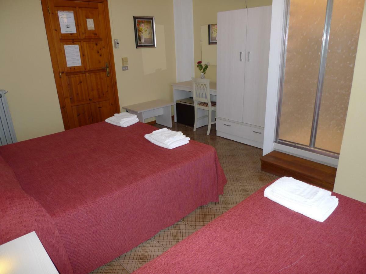 Hotel Alexander Santa Domenica  Bagian luar foto