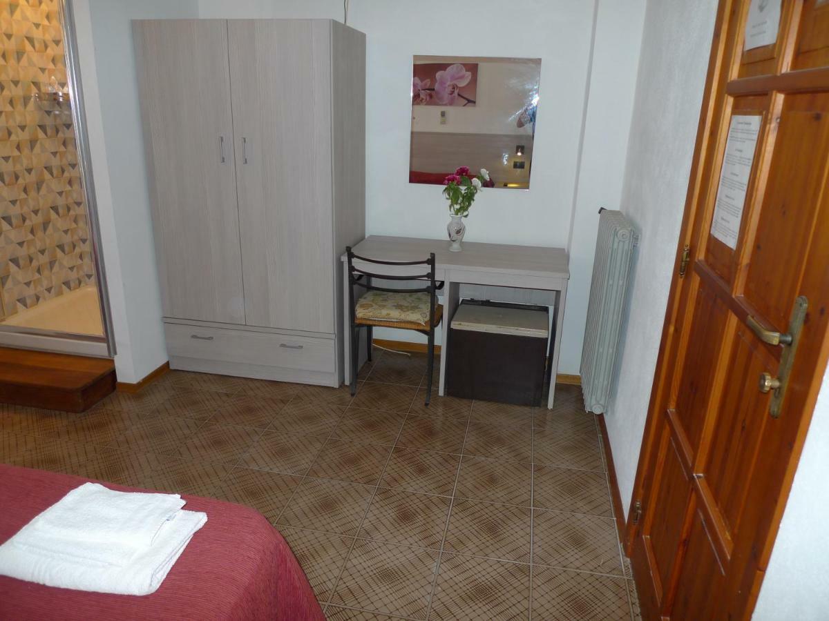 Hotel Alexander Santa Domenica  Bagian luar foto